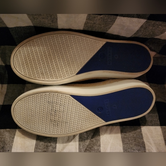 Rothy’s Lemon Yellow Honeycomb Sneaker - Picture 3 of 6